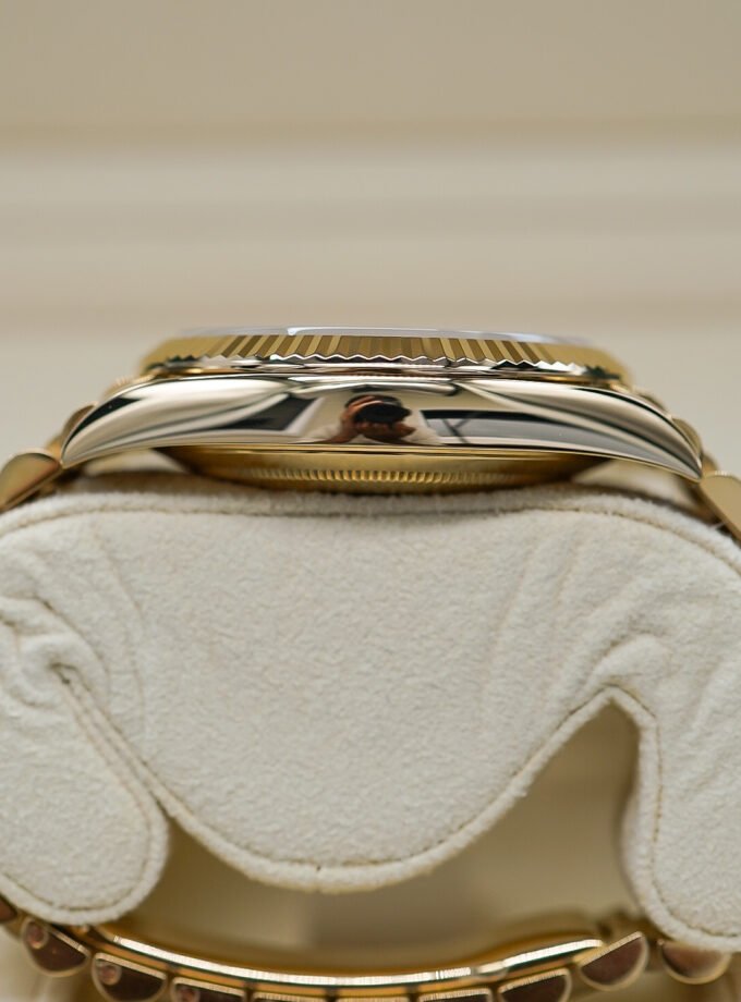 Rolex Day-Date 40 Middle Eastern Edition 228238