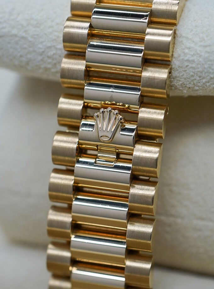 Rolex Day-Date 40 Middle Eastern Edition 228238