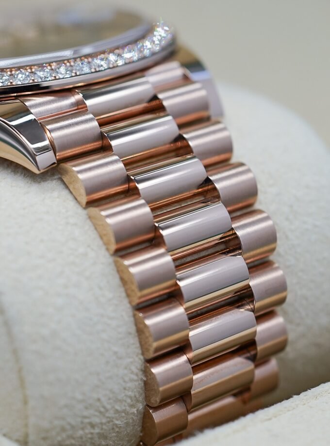 Rolex Day-Date 228345RBR