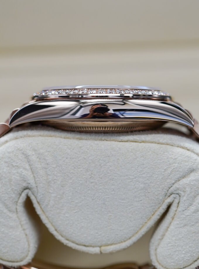 Rolex Day-Date 228345RBR