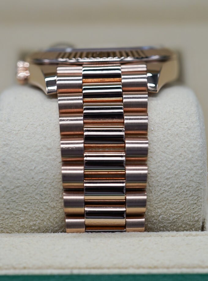 Rolex Day-Date 40 228235