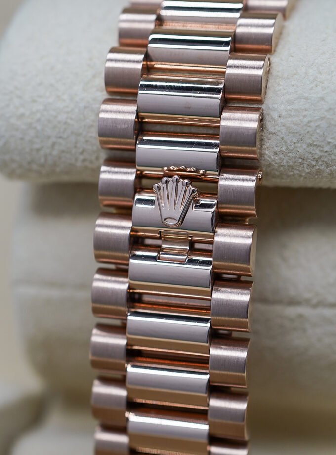 Rolex Day-Date 40 228235