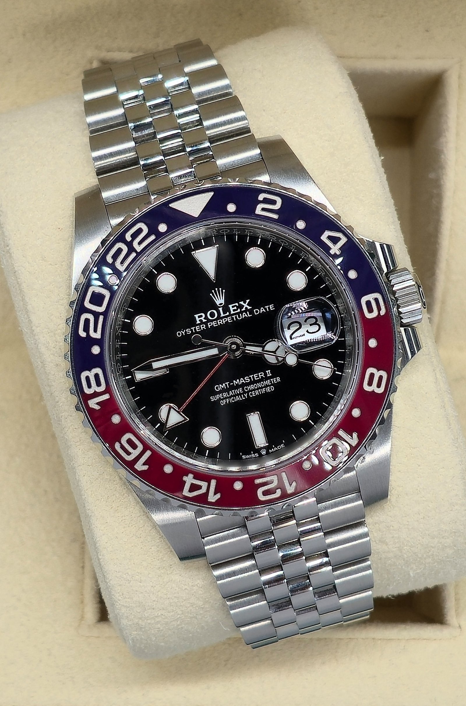 Rolex GMT-Master II 126710BLRO